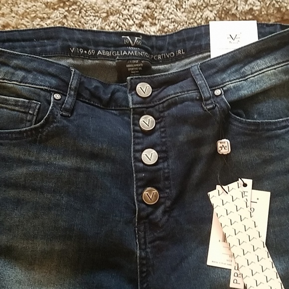 19v69 jeans